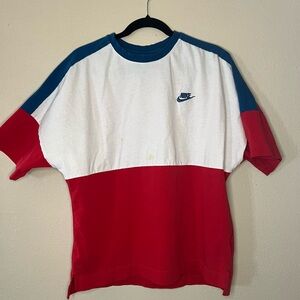Men’s Nike red, white and blue t-shirt. Size L